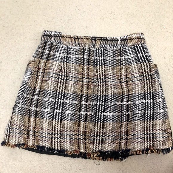 Zara mini skirt - Picture 2 of 2